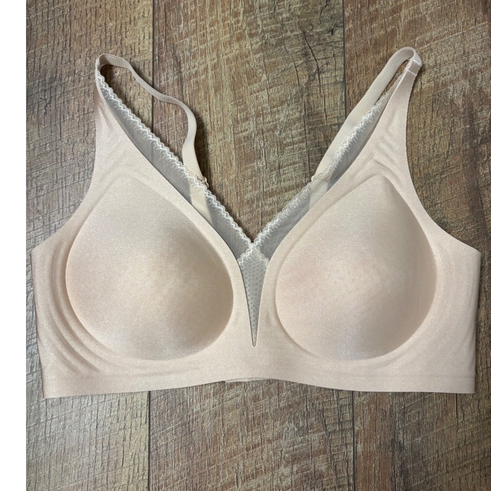 Tahari Medium Wireless T-Shirt Bra Women Beige NEW comfy
